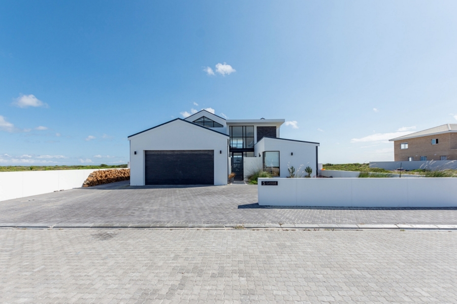 4 Bedroom Property for Sale in Dwarskersbos Western Cape